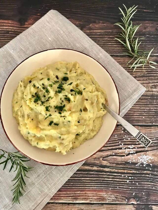 VEGAN MASHED POTATOES (WITHOUT BUTTER OR OIL)