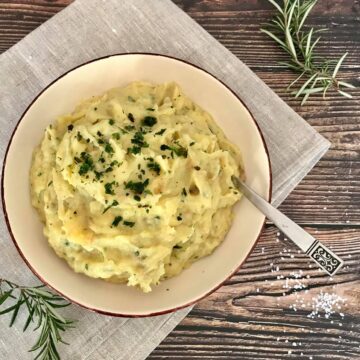 Vegan no-butter mashed potatoes in a bowl.