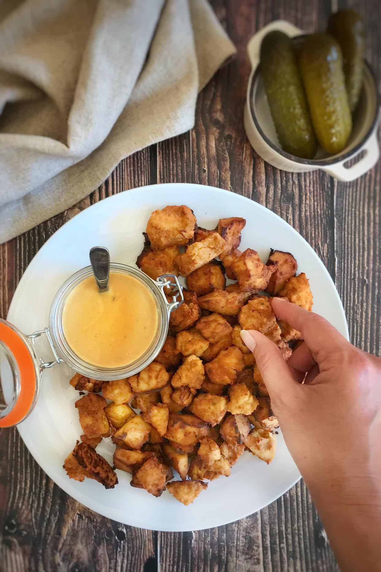 a vegan recipe for tofu with dipping sauce