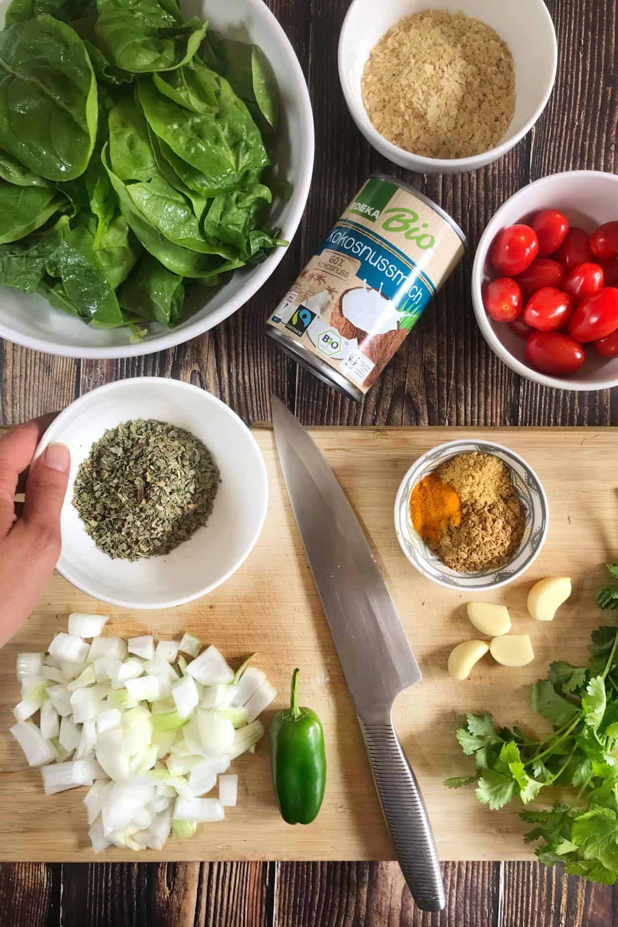 Ingredients for vegan palak paneer.