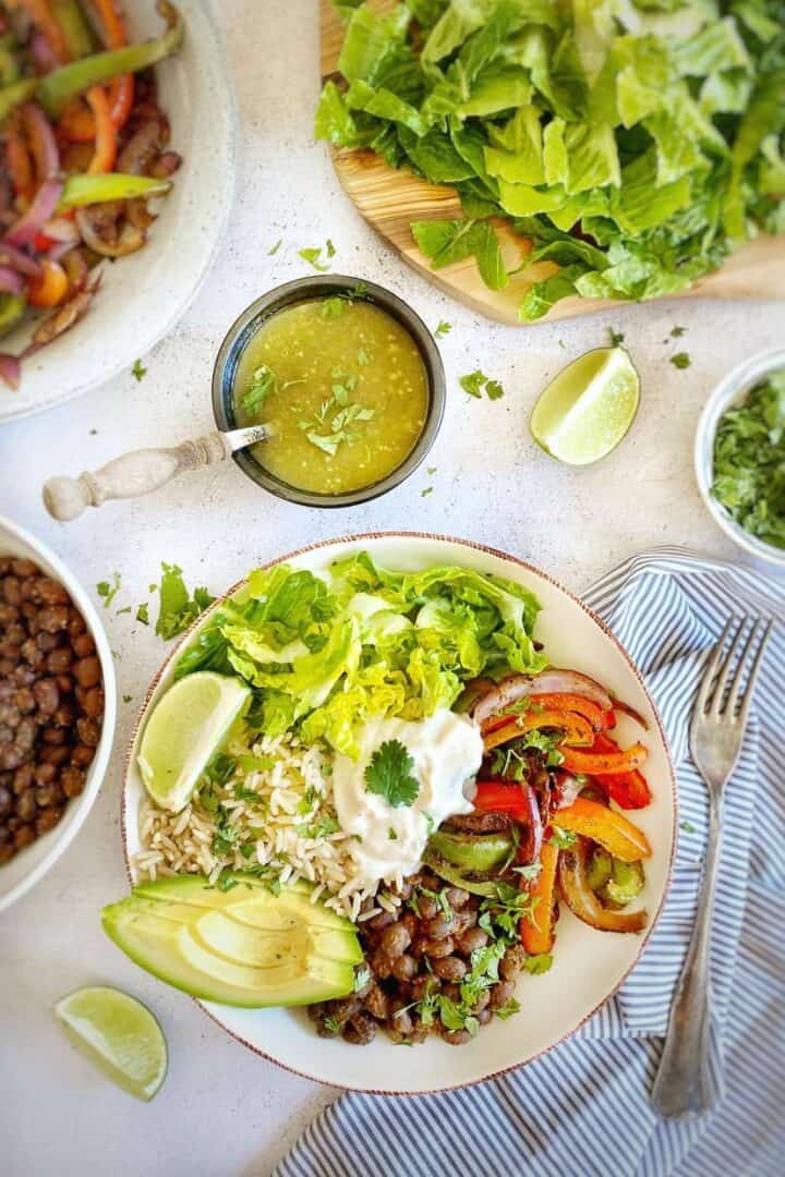 Vegan Burrito Bowl with Black Beans and Fajita Veggies – No Sweat Vegan