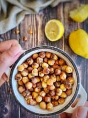 Roasted chickpeas in a bowl.