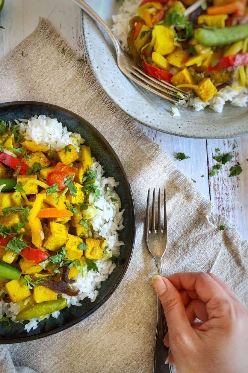 Vegan/Vegetarian Thai Curry with rice.