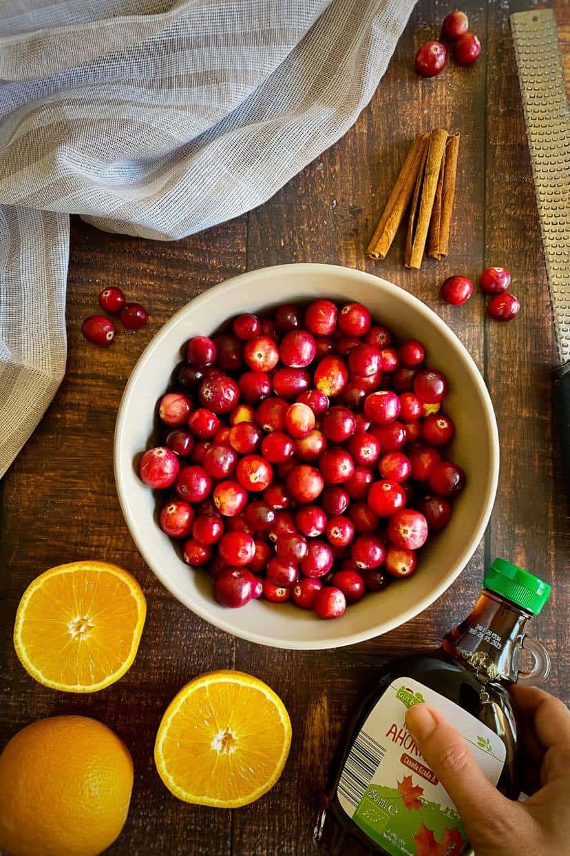 Vegan cranberry sauce ingredients.