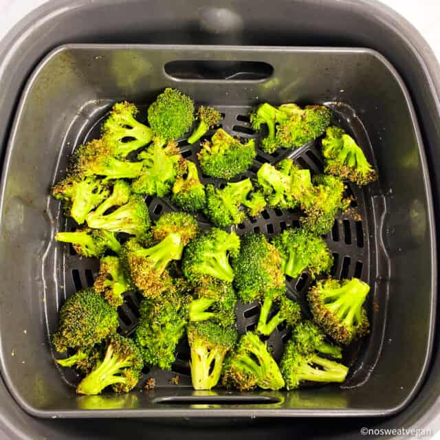 Air Fryer Broccoli (With OilFree Options) No Sweat Vegan