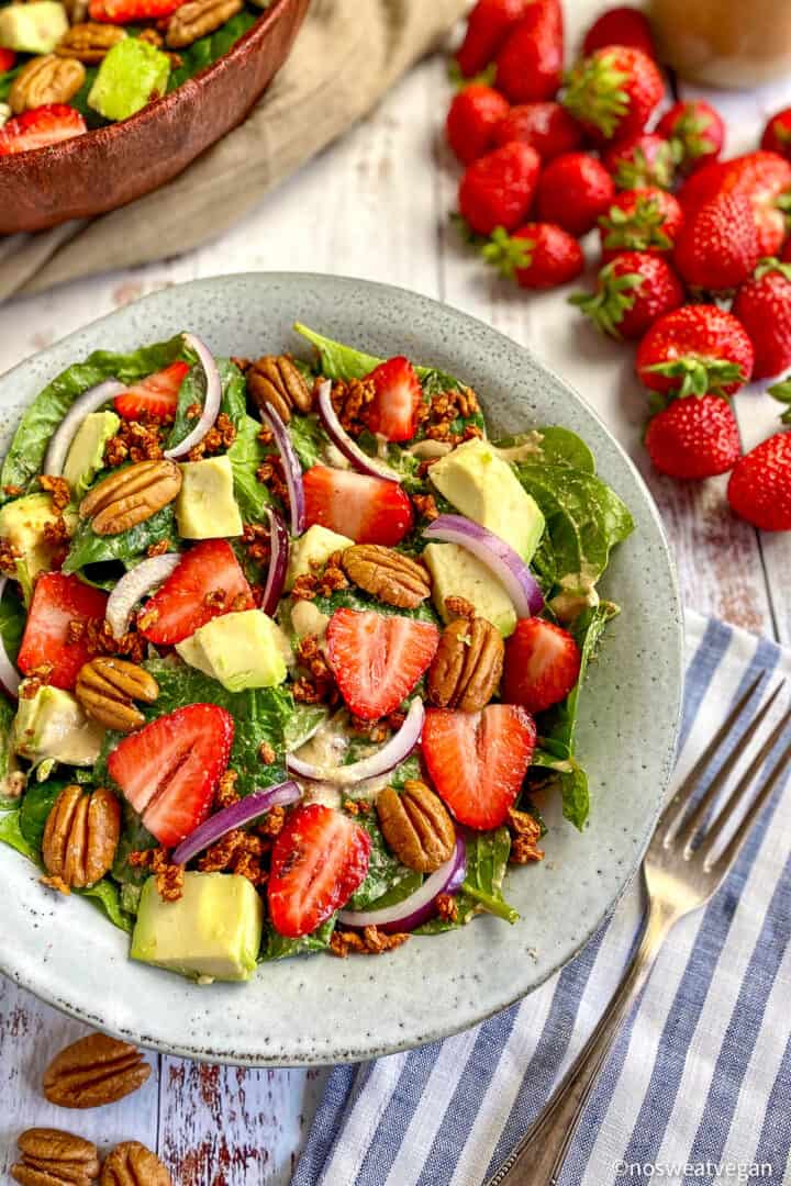 Spinach Avocado & Strawberry Salad (Vegan & Oil-Free) – No Sweat Vegan