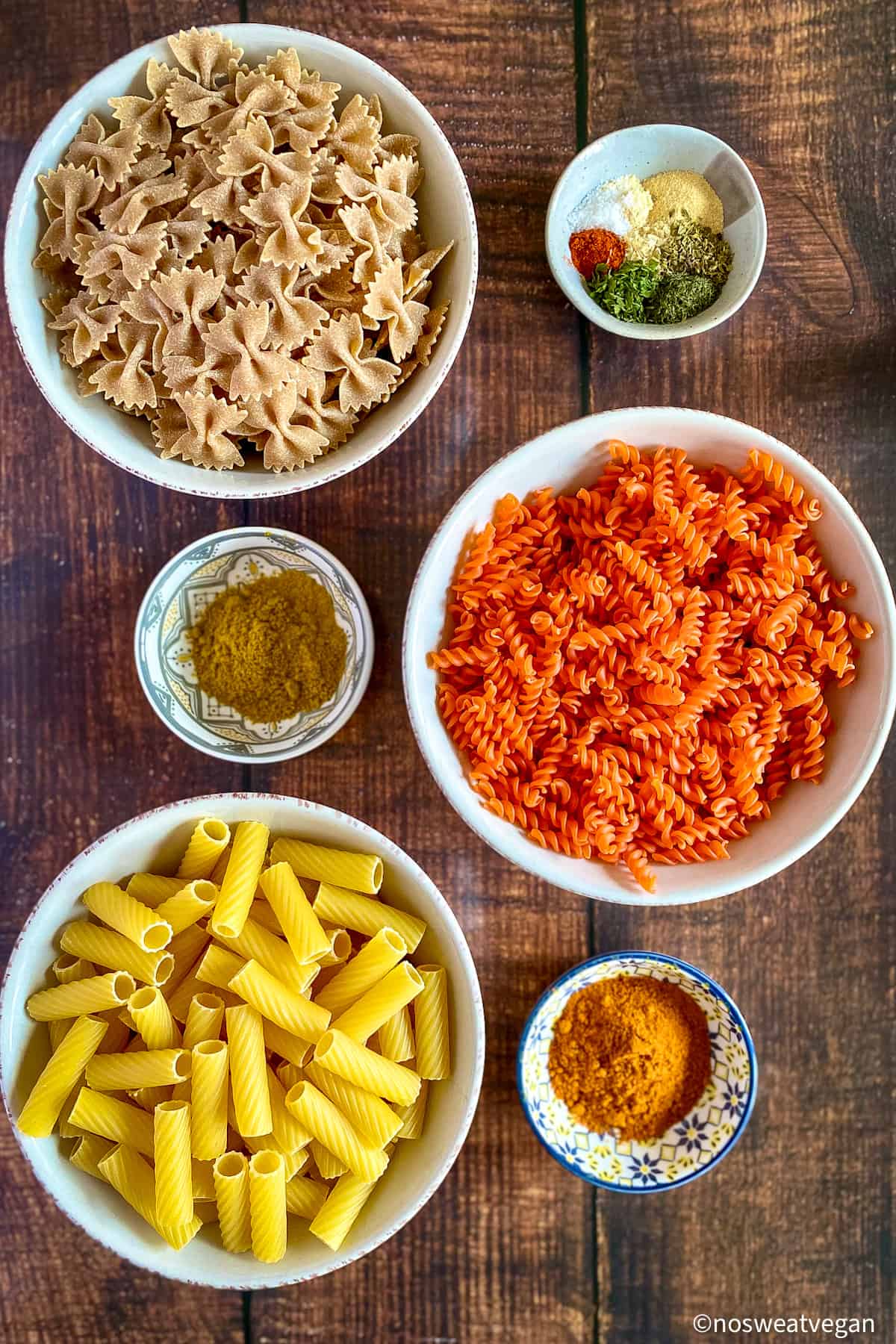 Ingredients for air fryer pasta chips.