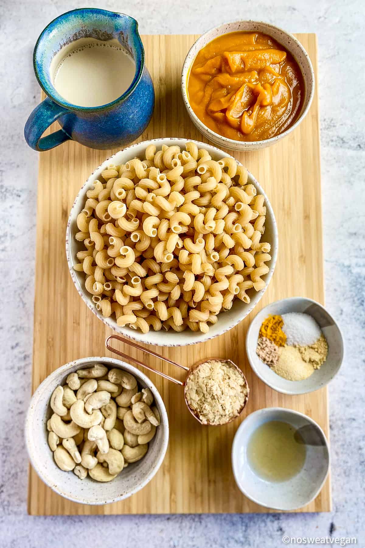 Ingredients for vegan pumpkin mac and cheese.