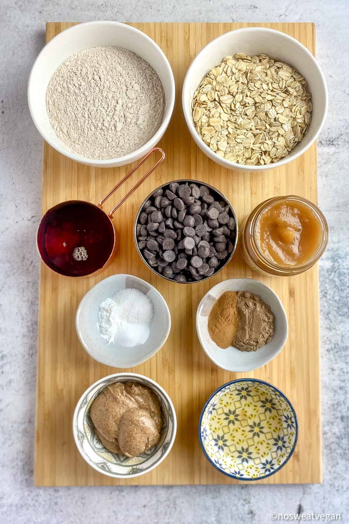 Vegan oatmeal chocolate chip cookies ingredients.