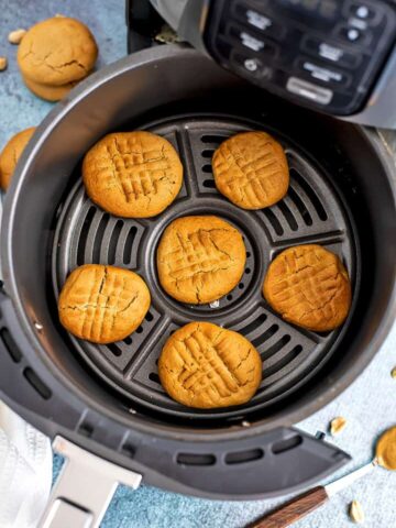 Air Fryer Peanut Butter Cookies.
