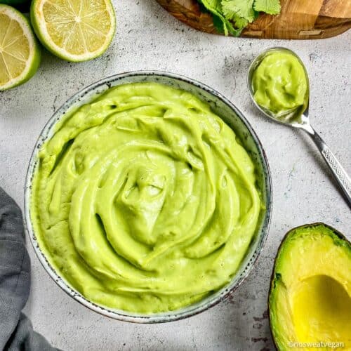 Vegan avocado cream recipe.