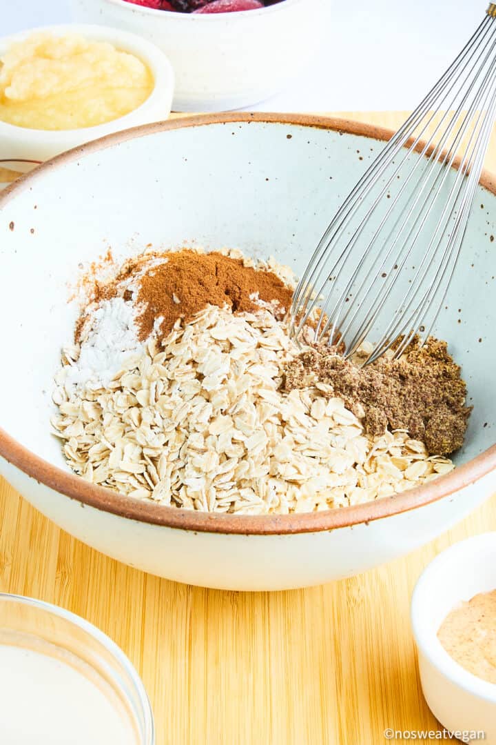 Vegan Baked Oatmeal (No Banana!) – No Sweat Vegan